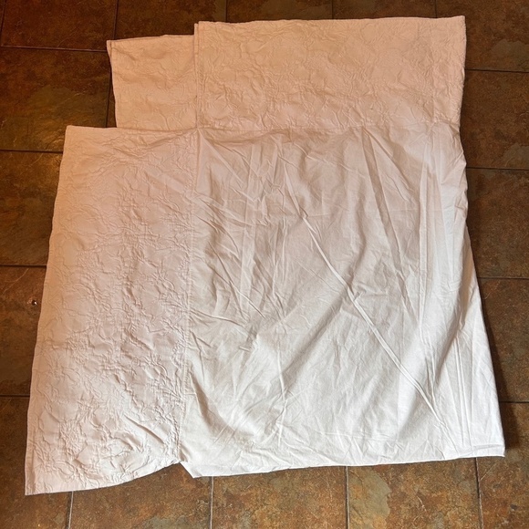 Bloomingdales Bed SkirtQueen White Cotton Matelasse 76x76 Made in Portugal